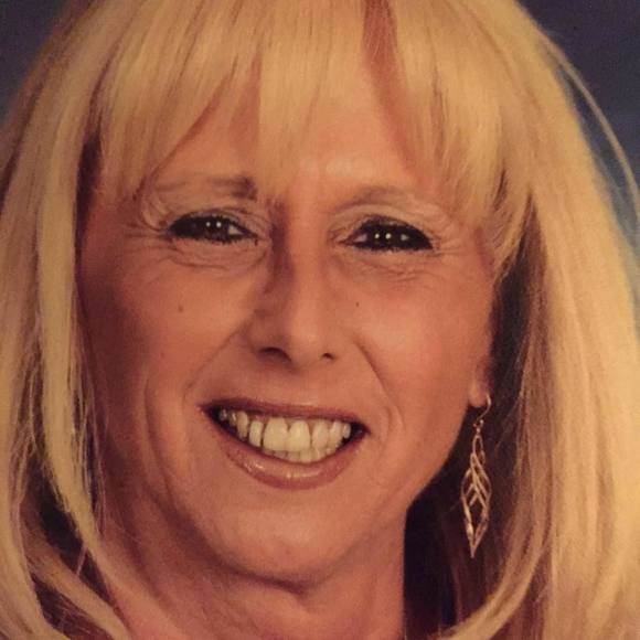 Meet your Posher, Michelle - Picture 1 of 1